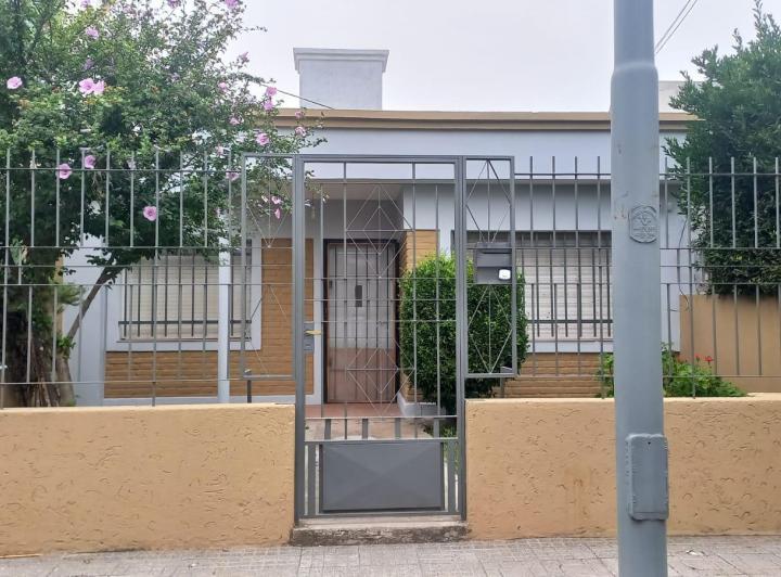Casa · 64m² · 5 Ambientes