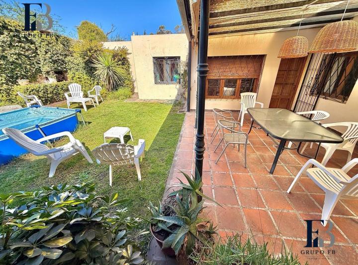Casa · 180m² · 5 Ambientes · 1 Cochera