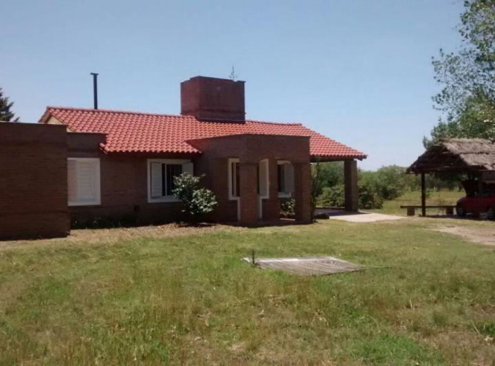 Casa · 6ha · 4 Ambientes · 1 Cochera