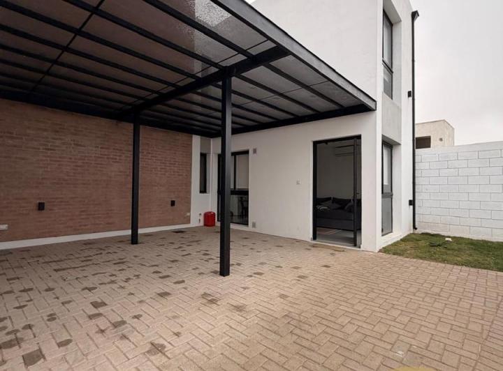 PH · 100m² · 2 Dormitorios · 1 Cochera