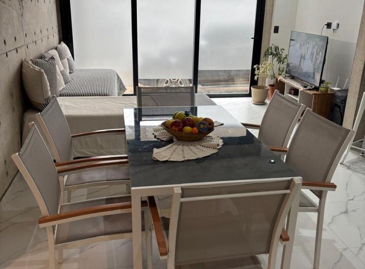 Casa · 150m² · 1 Ambiente · 1 Cochera