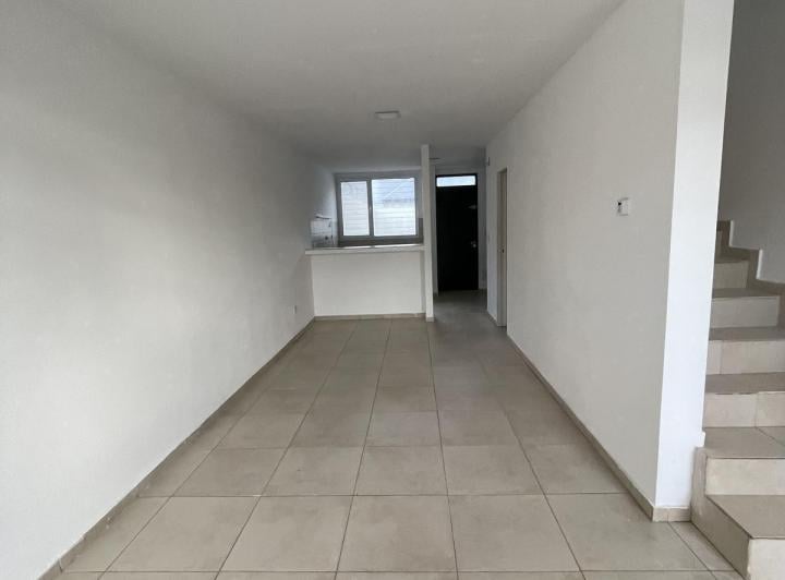 Casa · 80m² · 3 Ambientes · 1 Cochera