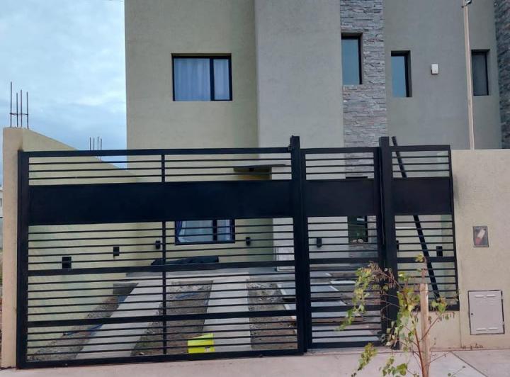 PH · 110m² · 4 Ambientes · 1 Cochera