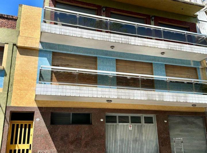Terreno · 697m²