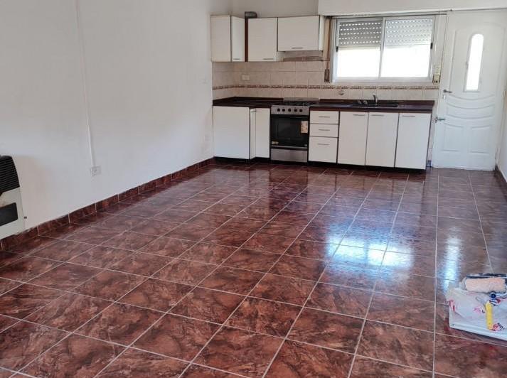 PH · 93m² · 5 Ambientes · 1 Cochera