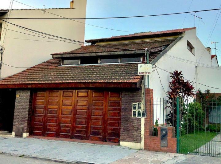 PH · 250m² · 5 Ambientes · 2 Cocheras