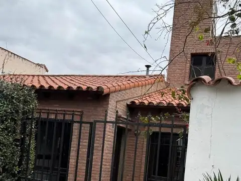 Casa en Alquiler en Barrio Tres Cerritos, Salta