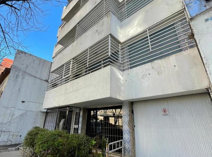 Departamento · 42m² · 3 Ambientes · 1 Cochera