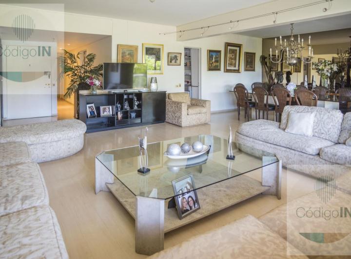 Departamento · 161m² · 4 Ambientes · 1 Cochera