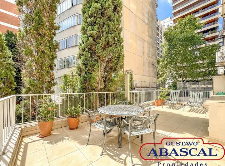 Departamento · 166m² · 4 Ambientes · 1 Cochera