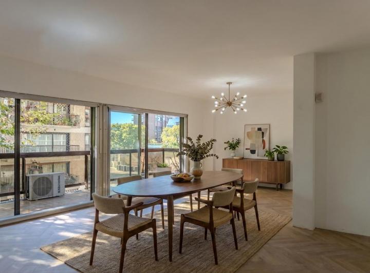 Departamento · 145m² · 5 Ambientes · 1 Cochera