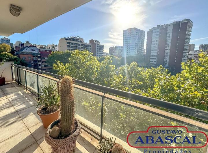 Departamento · 117m² · 4 Ambientes · 1 Cochera