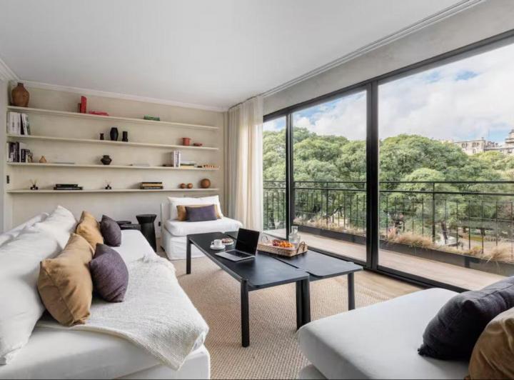Departamento · 160m² · 4 Ambientes · 1 Cochera