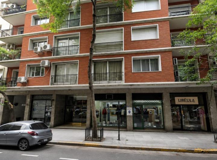 Departamento · 140m² · 5 Ambientes · 1 Cochera