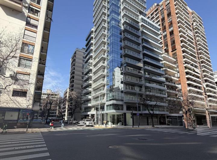 Departamento · 245m² · 5 Ambientes · 1 Cochera