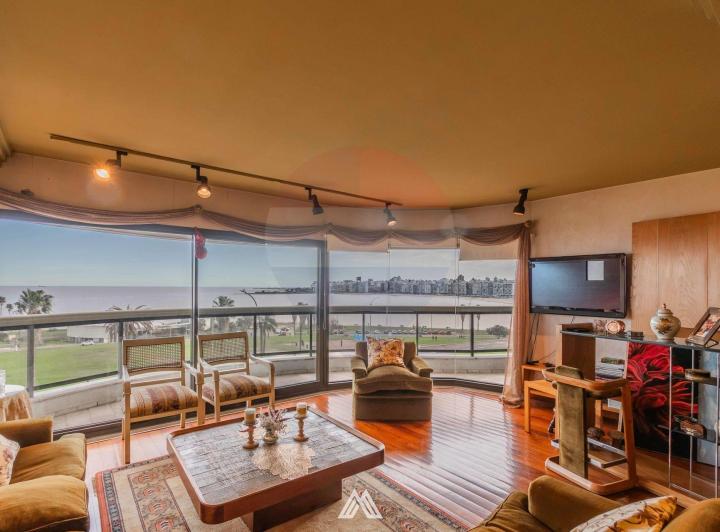 Departamento · 215m² · 5 Ambientes · 2 Cocheras