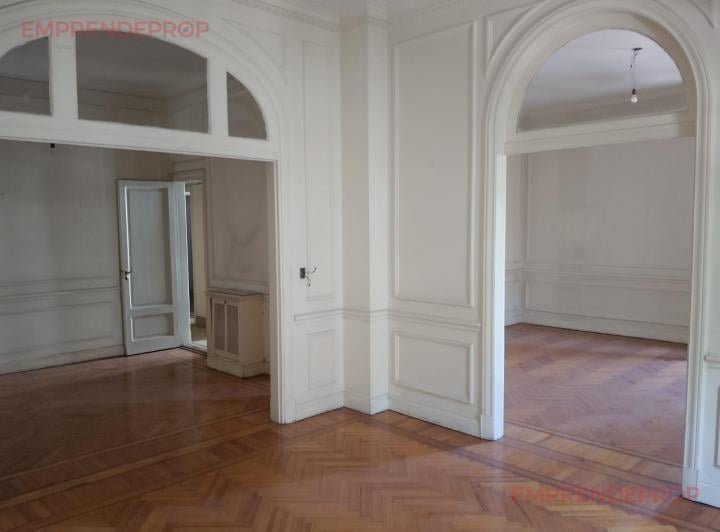 Departamento · 225m² · 6 Ambientes