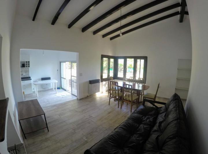 Casa · 130m² · 3 Ambientes · 1 Cochera