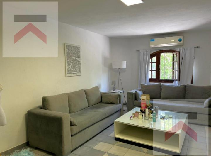 Casa · 310m² · 6 Ambientes