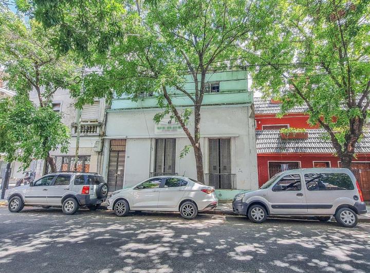 Casa · 248m² · 9 Ambientes