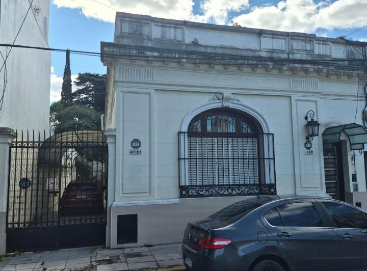 Casa · 274m² · 4 Ambientes · 1 Cochera