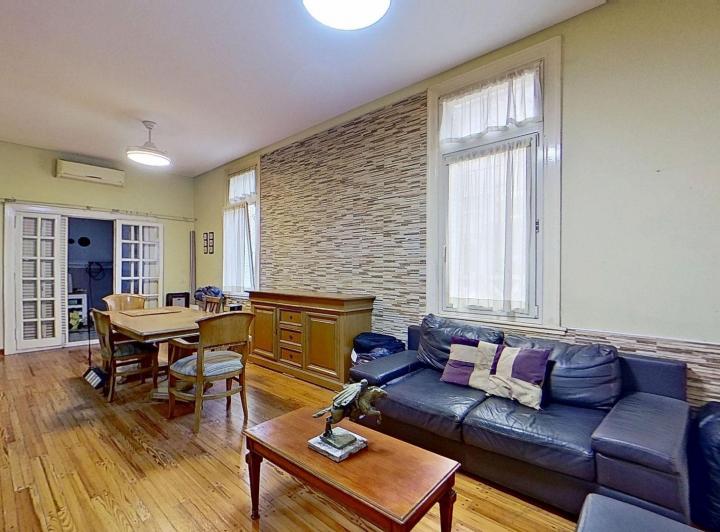 Casa · 146m² · 4 Ambientes · 1 Cochera