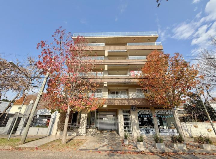 Departamento · 45m² · 2 Ambientes · 1 Cochera