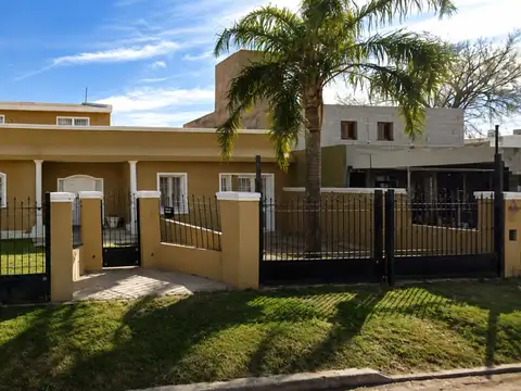 Casa en Venta en Arguello, Córdoba