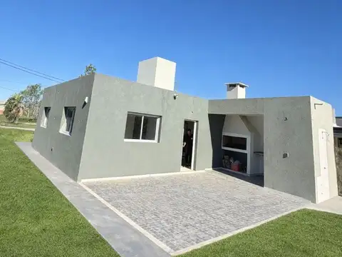 Casa en Venta en Roldan, San Lorenzo