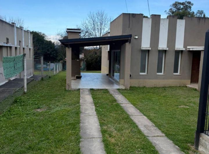 Casa · 130m² · 6 Ambientes · 1 Cochera