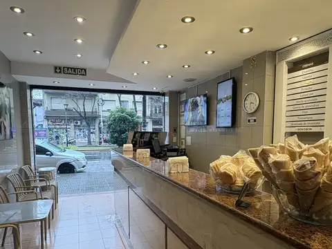 Local en Venta en Flores, CABA