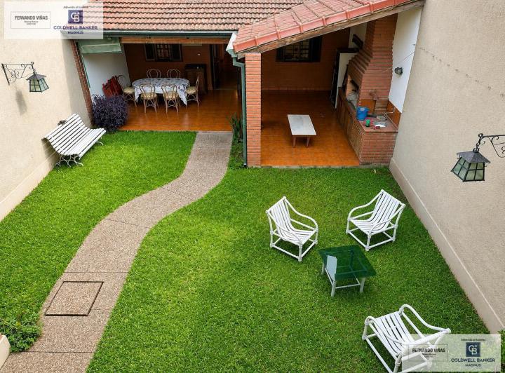PH · 205m² · 4 Ambientes · 2 Cocheras