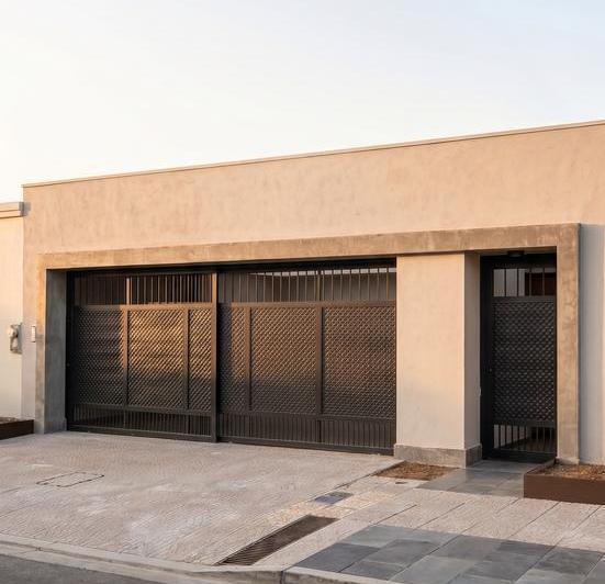 Casa · 122m² · 5 Ambientes · 1 Cochera