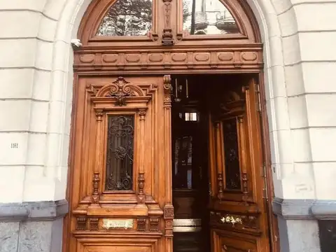 Departamento en Venta en Monserrat, CABA