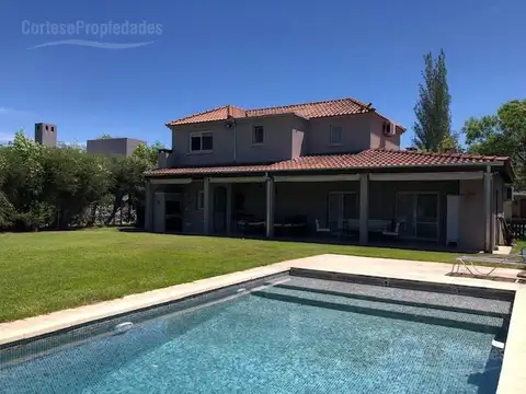 Casa en Alquiler Temporal en Villanueva, Countries y Barrios Cerrados en Tigre