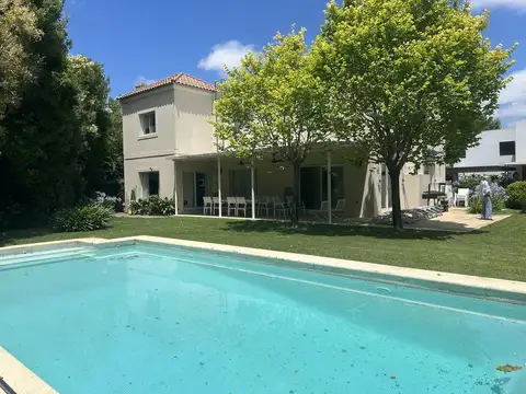Casa en Alquiler Temporal en Santa Barbara, Countries y Barrios Cerrados en Tigre