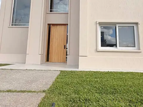 Casa en Venta en Puertos - Araucarias, Countries y Barrios Cerrados en Escobar