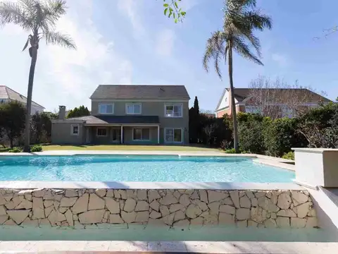 Casa en Venta en Pilar Golf Club, Countries y Barrios Cerrados en Pilar