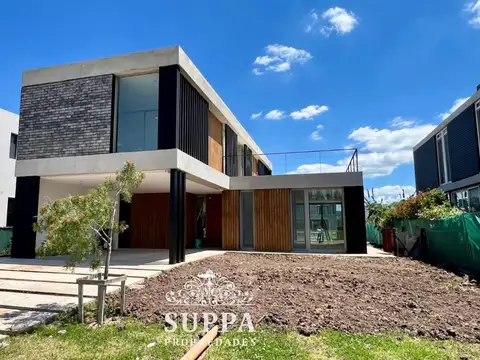 Casa en Venta en Laguna Grande, Countries y Barrios Cerrados en Tigre