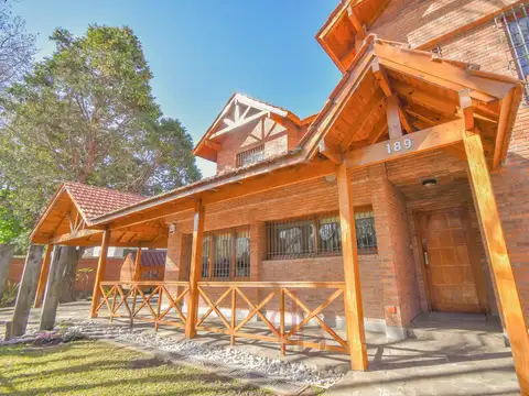 Casa en Venta en Adrogue, Partido de Almirante Brown