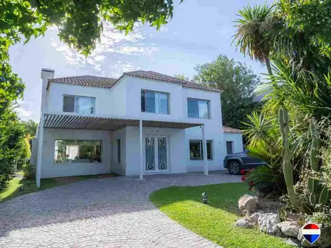 Casa en Venta en La Lomada De Pilar, Countries y Barrios Cerrados en Pilar