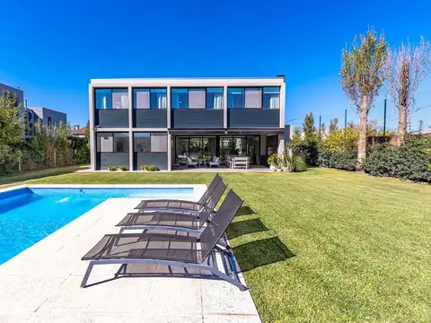 Casa en Venta en Buenos Aires Golf, Countries y Barrios Cerrados en San Miguel