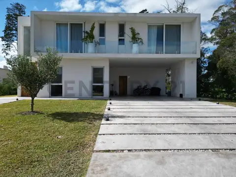 Casa en Venta en Greenville Polo & Resort, Countries y Barrios Cerrados en Berazategui