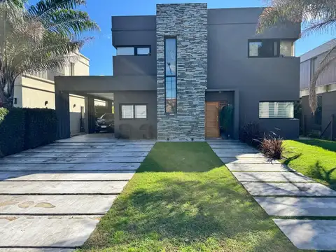 Casa en Venta en Adrogue, Partido de Almirante Brown