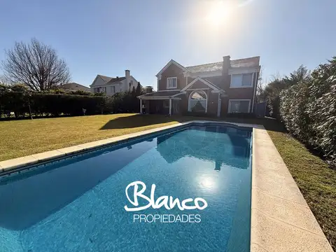 Casa en Venta en La Lomada De Pilar, Countries y Barrios Cerrados en Pilar