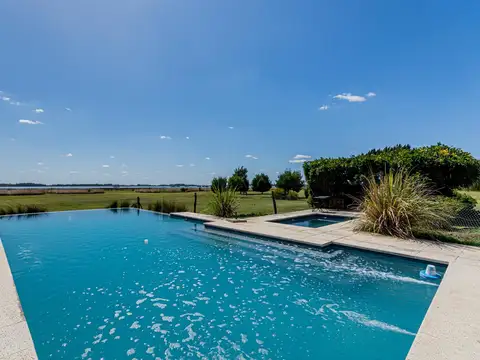 Casa en Venta en Barrio de Chacras Laguna Vitel, Chascomus