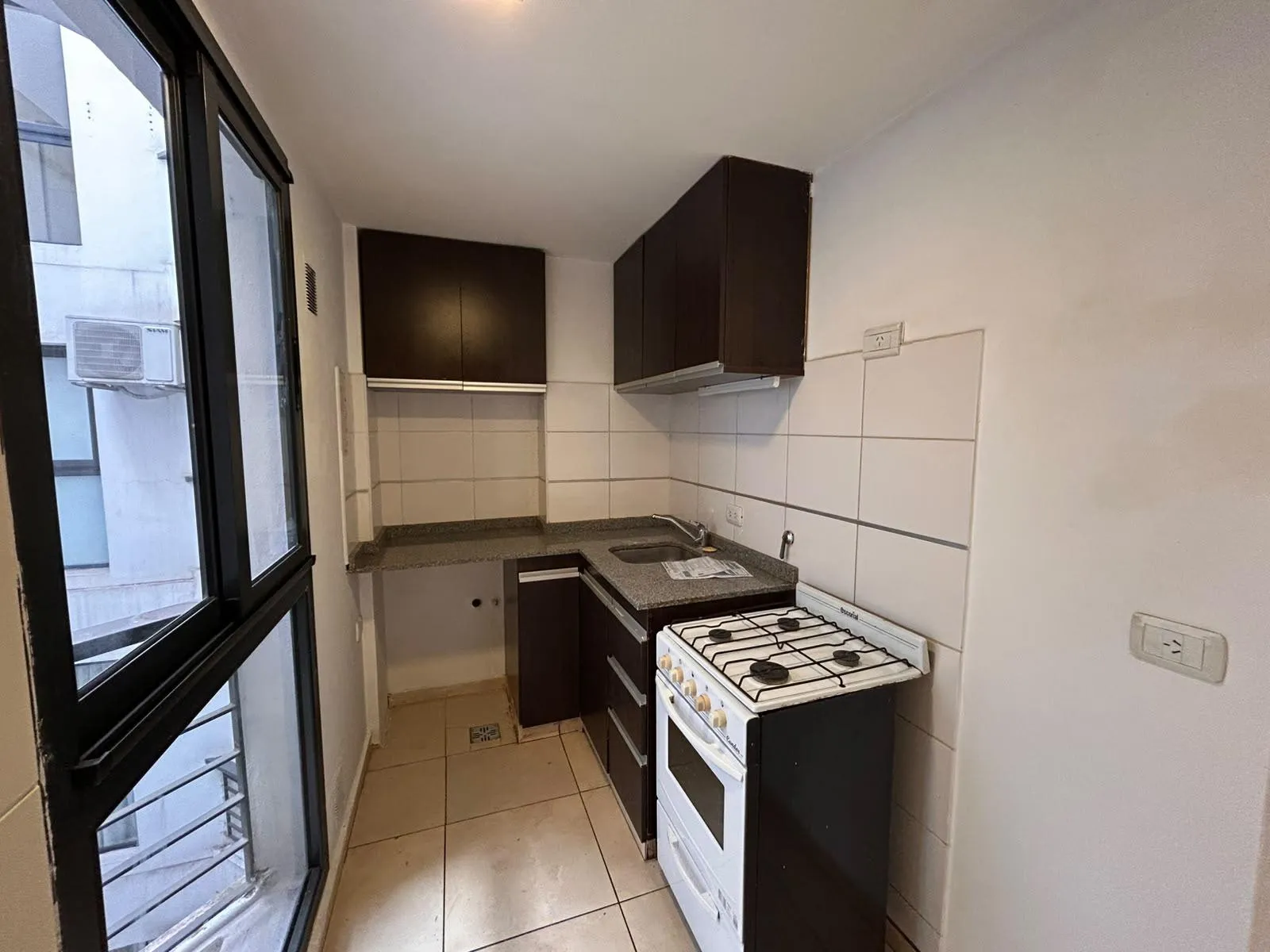 ALQUILER-GRAL.PAZ-1 DORM-EXC.UBICACION-BALCON