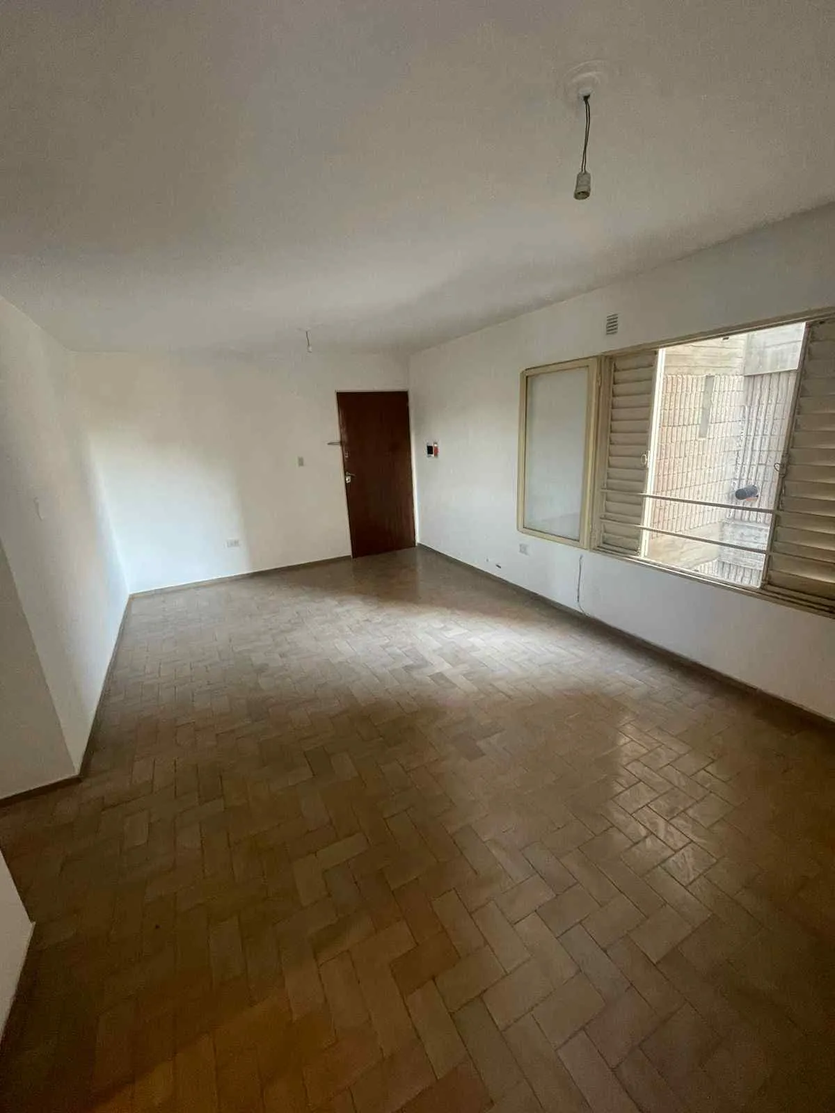 CENTRO, AMPLIO DEPARTAMENTO EN VENTA, 1 DORMITORIO