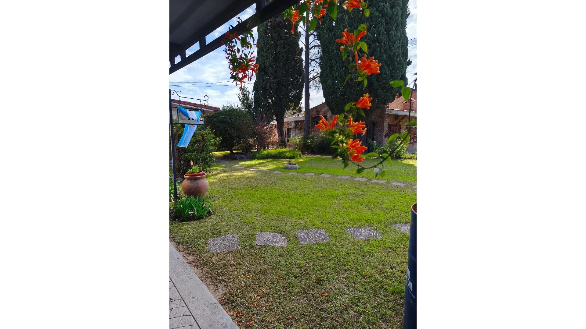 Casa + Dto - Terreno 684m² - Cubiertos 341m² - CERRO