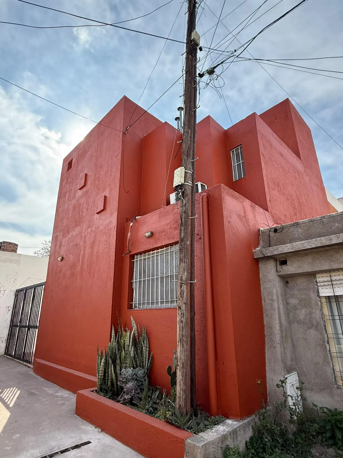 Casa de Dos Dormitorios en Alquiler Villa Cabrera